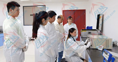 計量工程師在學習