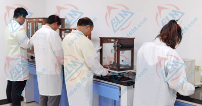 計(jì)量工程師敬業(yè)負(fù)責(zé)