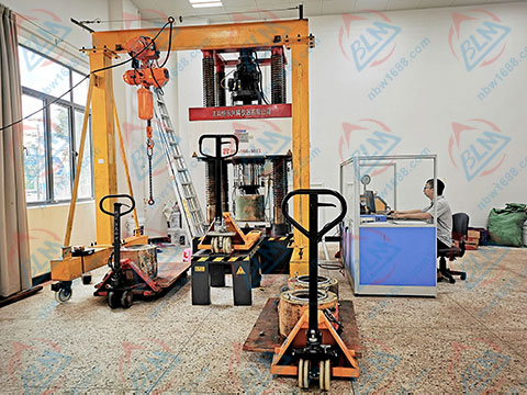 千斤頂計(jì)量檢定6