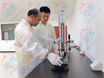 照明廠儀器校驗(yàn)1